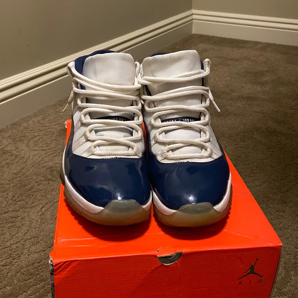 Jordan 11 Retro
UNC Win Like 82